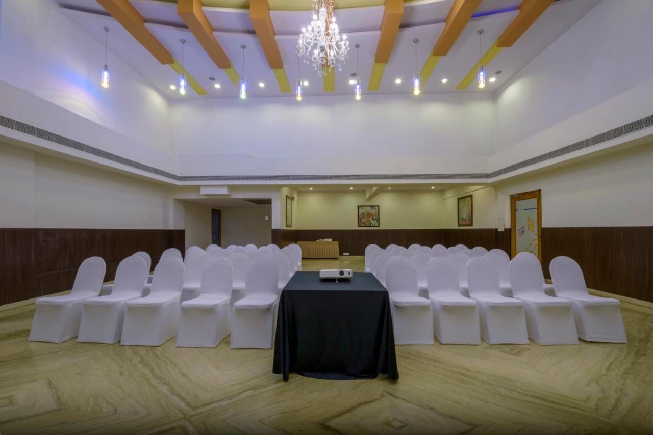 Hotel The Fern Residency - Yeshwanthpur Bangalore Exterior foto
